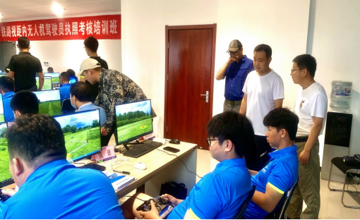 我院赴青岛风向标智航装备有限公司调研交流